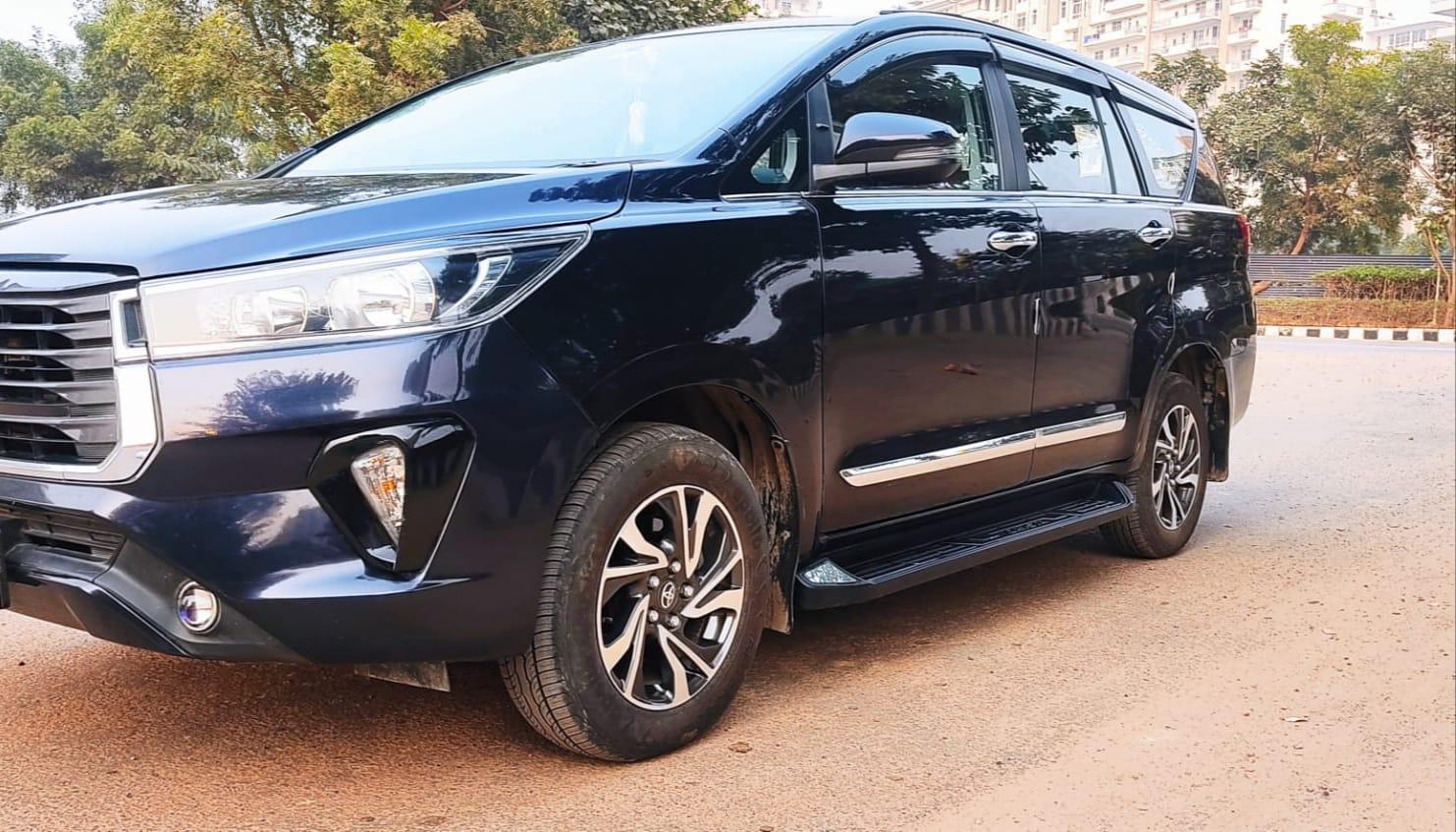 2022 Toyota Innova Crysta 2.4 GX AT 7-Seater 2022 Toyota Innova Crysta 2.4 GX AT 7-Seater