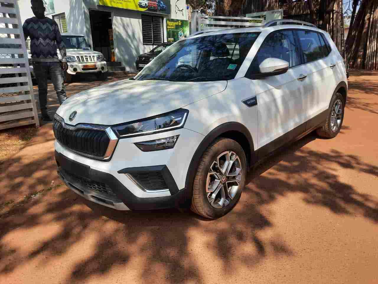 2022 Skoda Kushaq Style 1.5 TSI AT - 6 Airbags 2022 Skoda Kushaq Style 1.5 TSI AT - 6 Airbags