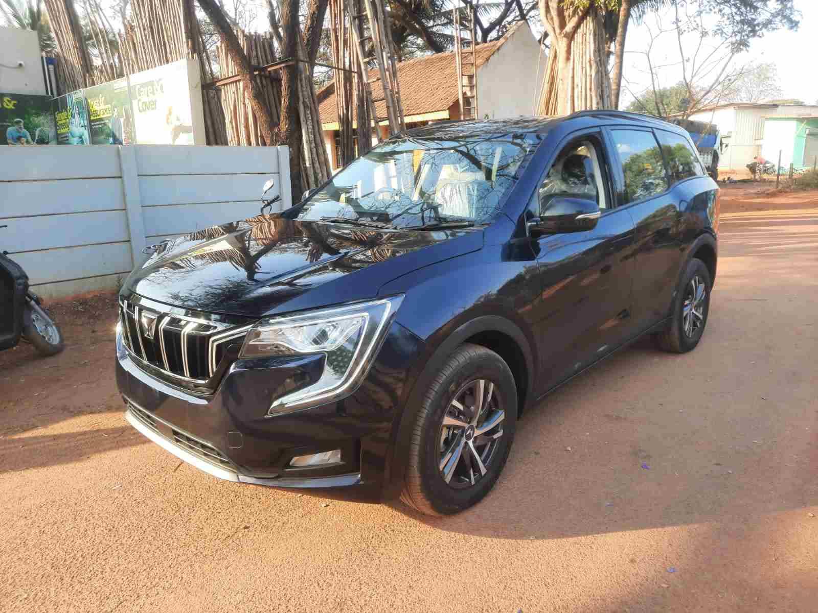 2024 Mahindra XUV700 AX5 AT Diesel 5 STR 2024 Mahindra XUV700 AX5 AT Diesel 5 STR