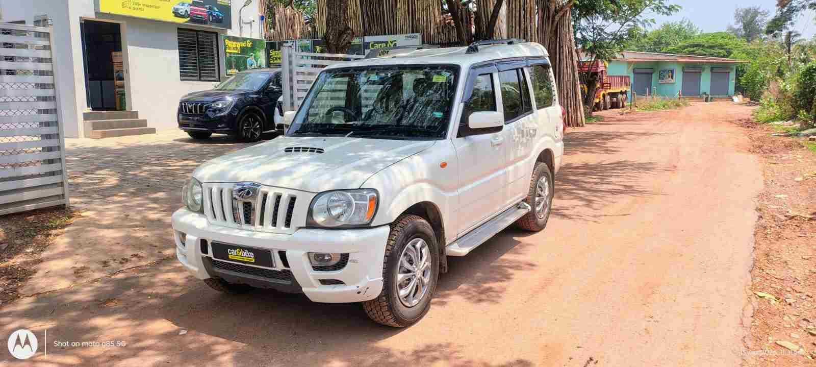 2013 Mahindra Scorpio LX BS 4 2013 Mahindra Scorpio LX BS 4