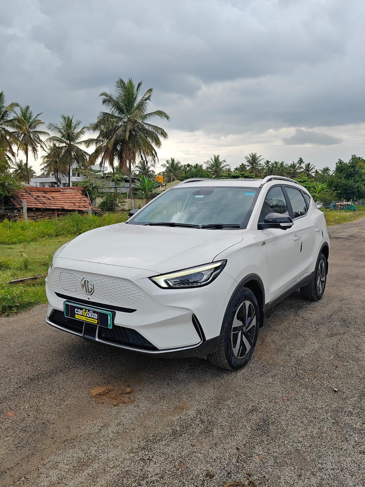 2023 MG ZS EV Essence Dark Grey Interiors 2023 MG ZS EV Essence Dark Grey Interiors