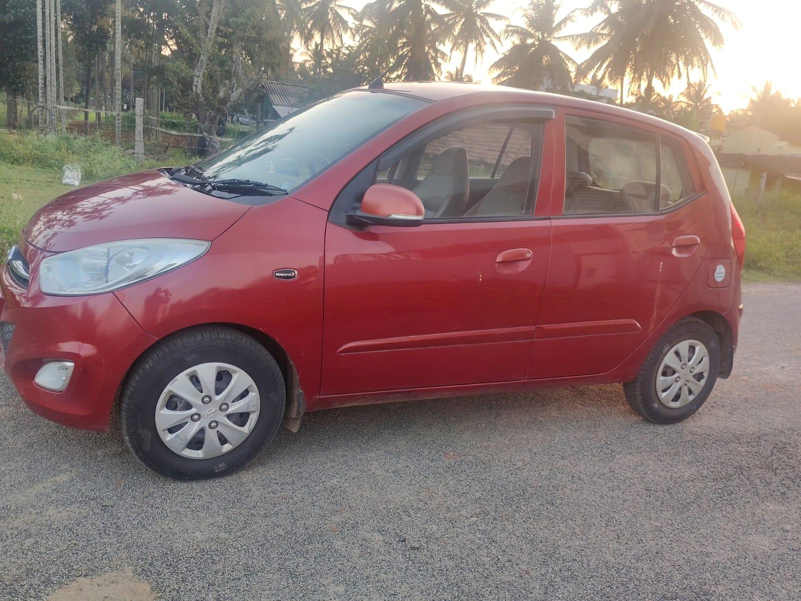 2012 Hyundai i10 1.2 Sportz Option Pack 2012 Hyundai i10 1.2 Sportz Option Pack