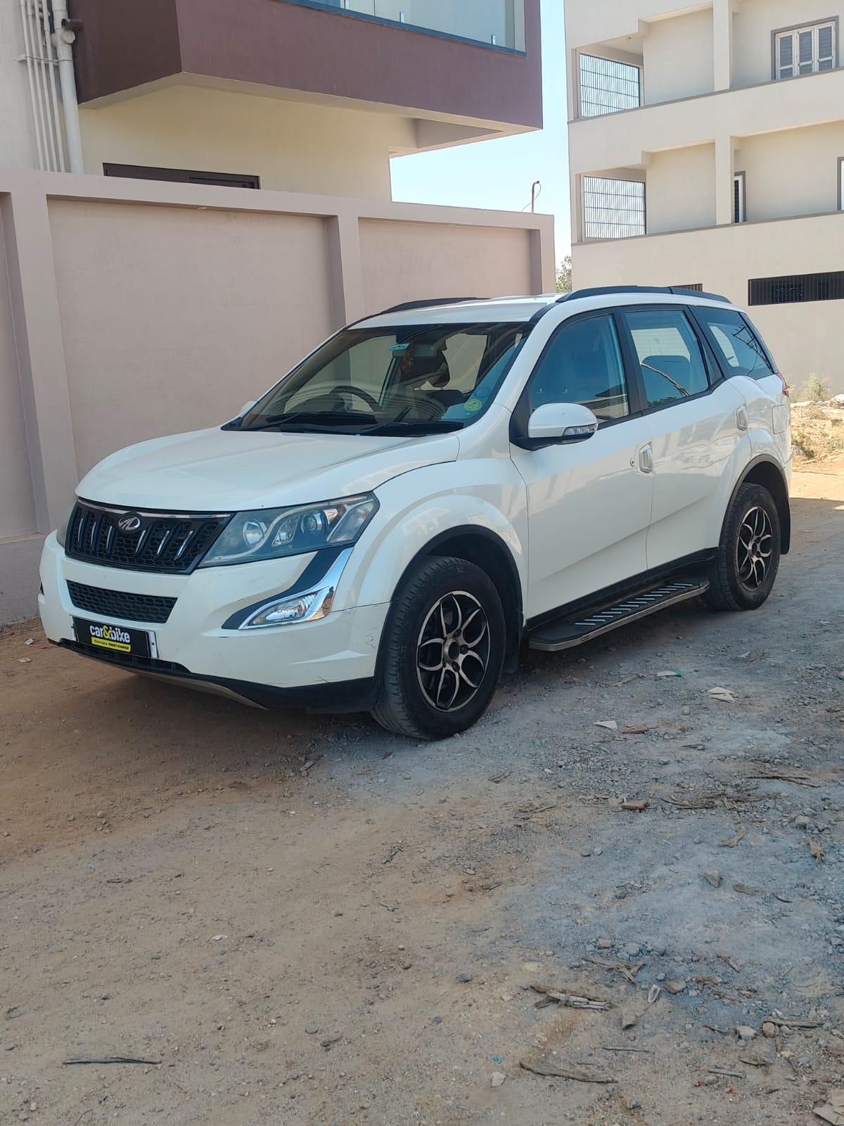 2018 Mahindra XUV500 W6 AT 2018 Mahindra XUV500 W6 AT