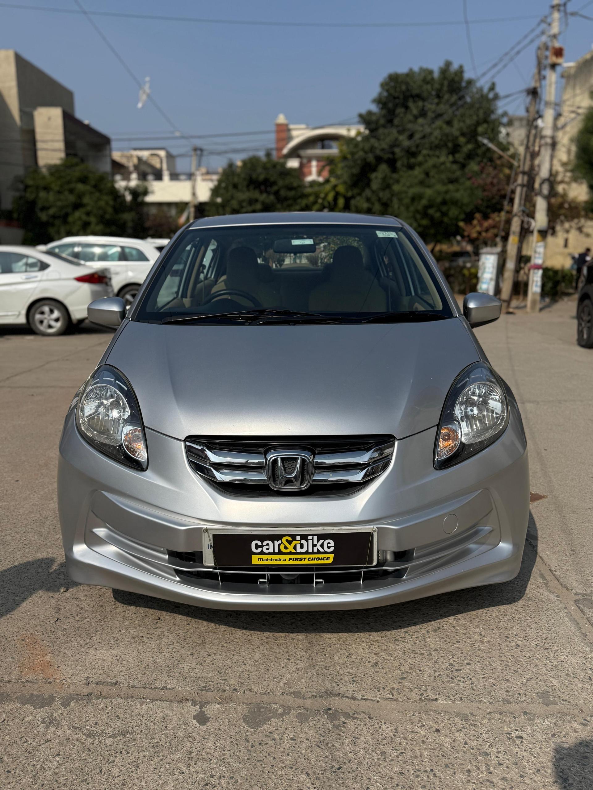 2013 Honda Amaze 1.5 EX i-DTEC 2013 Honda Amaze 1.5 EX i-DTEC