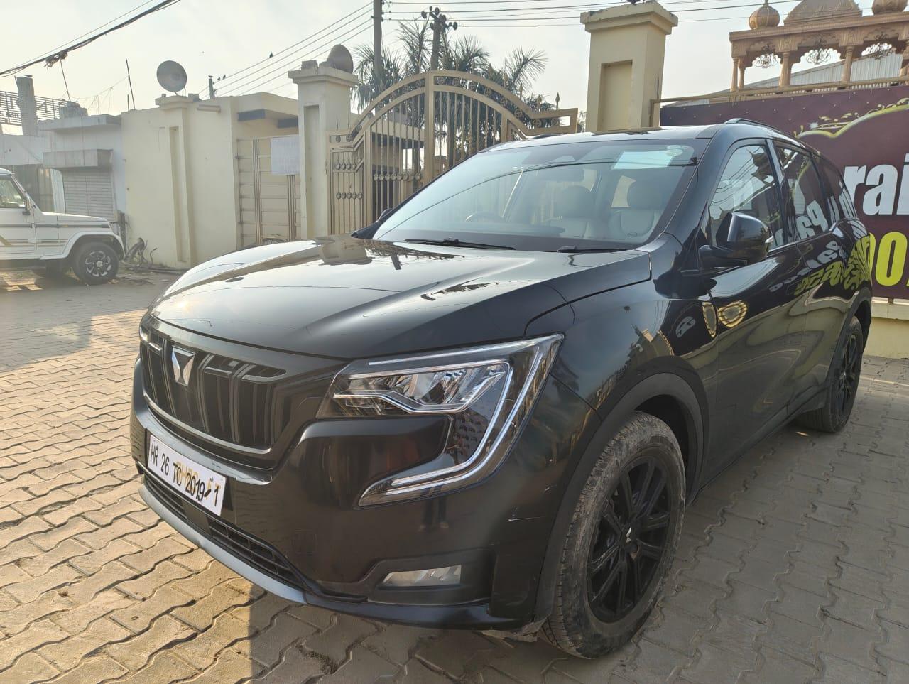 2024 Mahindra XUV700 MX Petrol MT 7 STR 2024 Mahindra XUV700 MX Petrol MT 7 STR