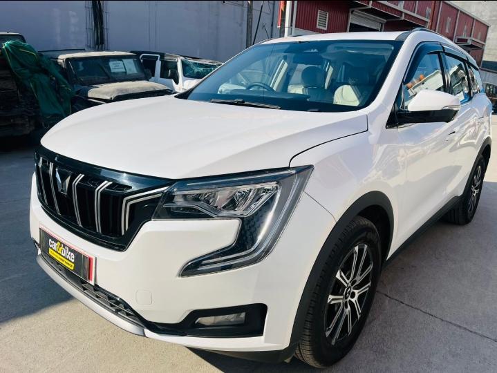 2025 Mahindra XUV700 MX Diesel MT 7 STR 2025 Mahindra XUV700 MX Diesel MT 7 STR