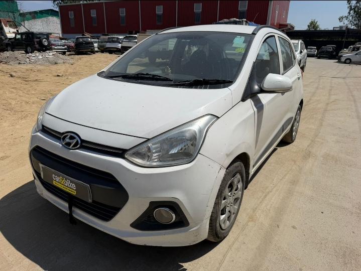 2016 Hyundai Grand i10 1.1 Sportz Diesel 2016 Hyundai Grand i10 1.1 Sportz Diesel