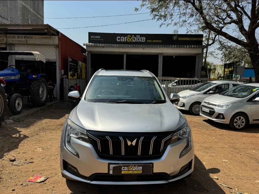 2022 Mahindra XUV700 AX7 MT Diesel 7 STR 2022 Mahindra XUV700 AX7 MT Diesel 7 STR