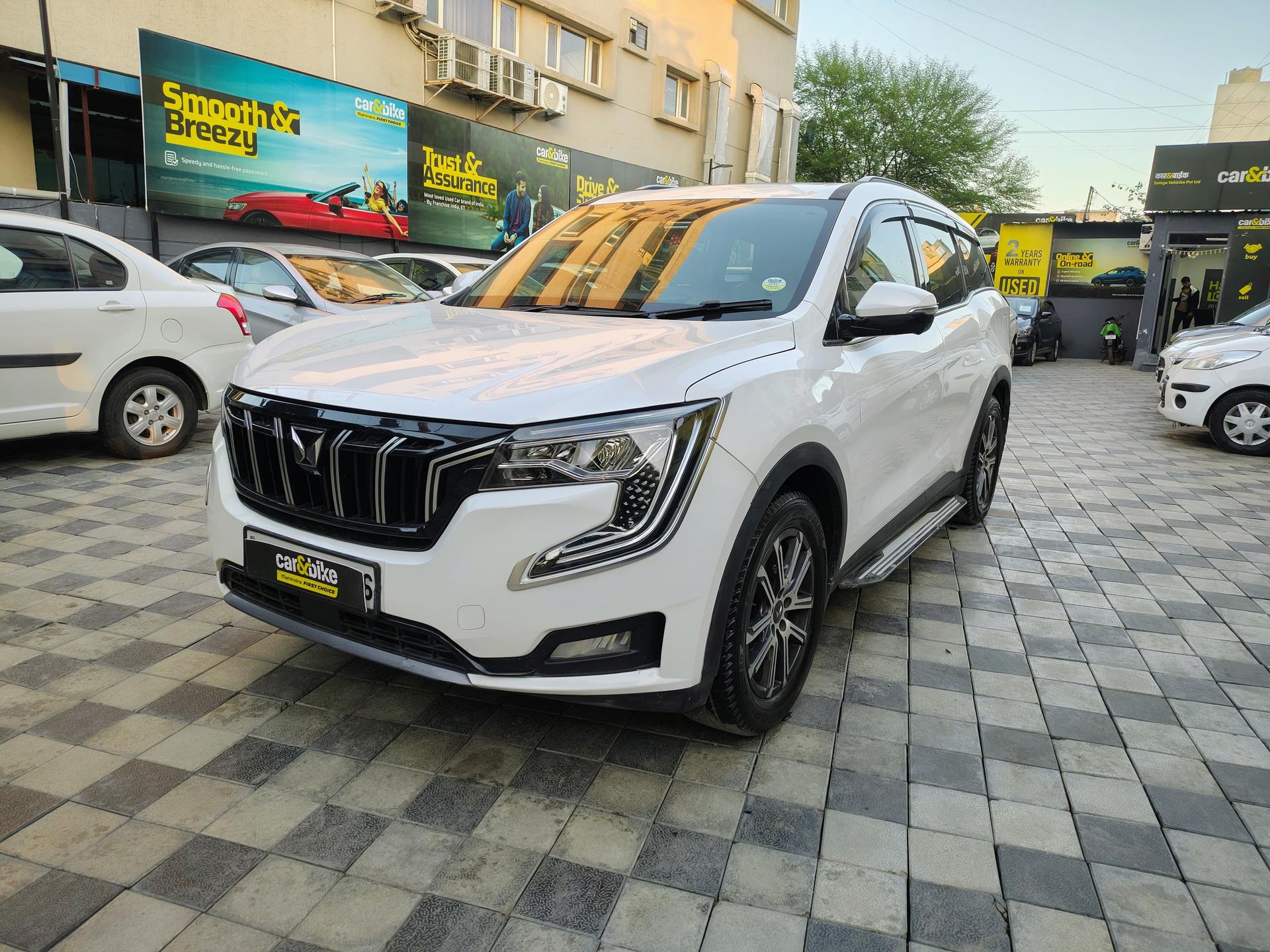 2022 Mahindra XUV700 AX7 MT Luxury Diesel 7 STR 2022 Mahindra XUV700 AX7 MT Luxury Diesel 7 STR
