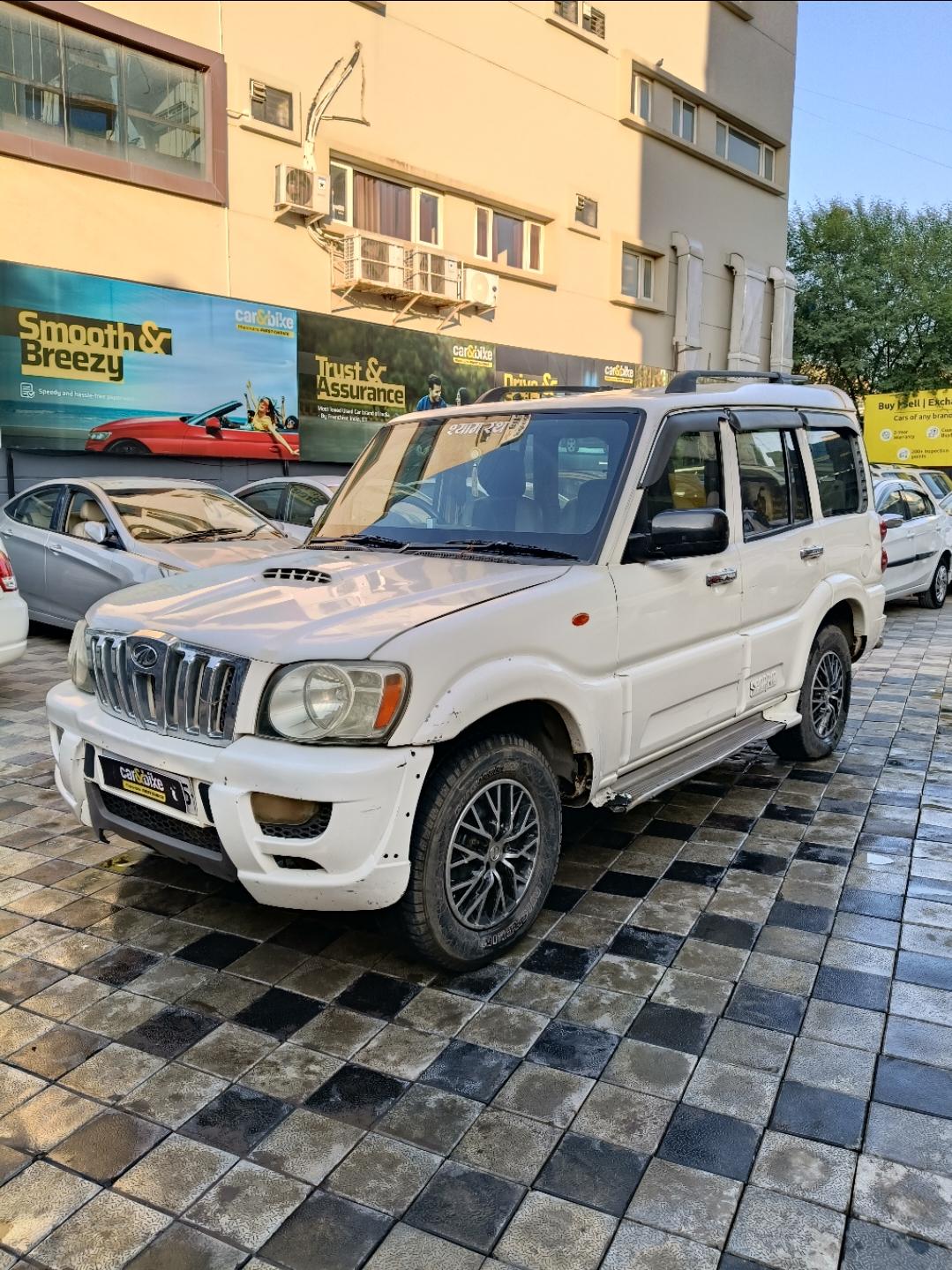 2013 Mahindra Scorpio SLE BS 4 2013 Mahindra Scorpio SLE BS 4