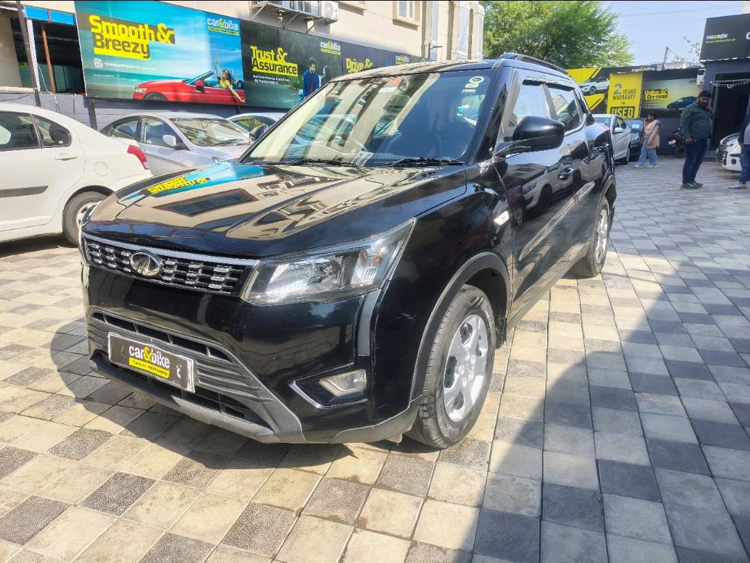 2022 Mahindra XUV300 W6 Diesel BS IV 2022 Mahindra XUV300 W6 Diesel BS IV