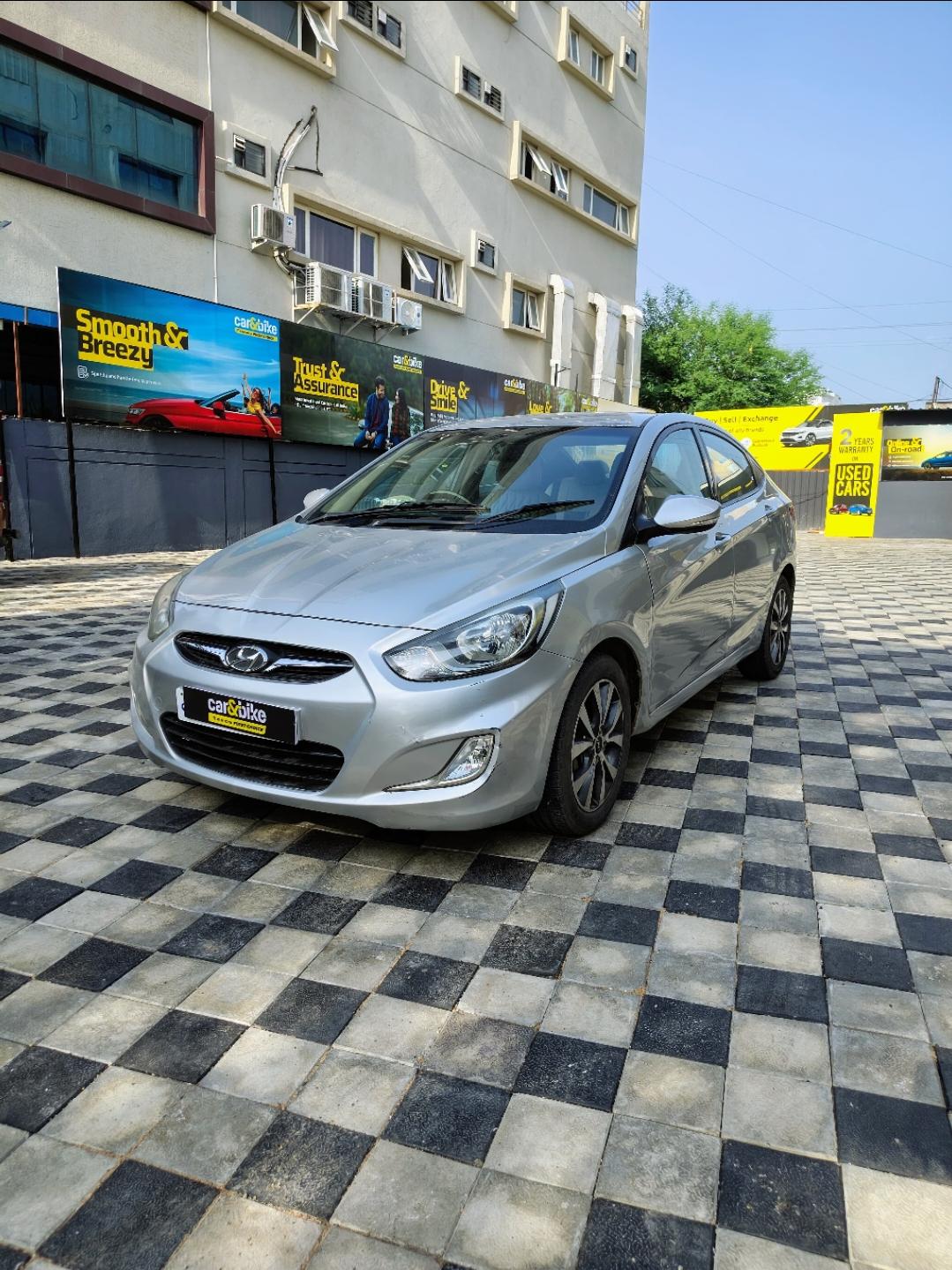 2014 Hyundai Fluidic Verna 1.6 CRDI SX 2014 Hyundai Fluidic Verna 1.6 CRDI SX