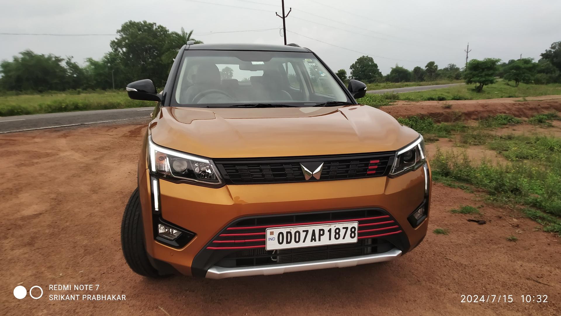 2022 Mahindra XUV300 W8 (O) Diesel 2022 Mahindra XUV300 W8 (O) Diesel