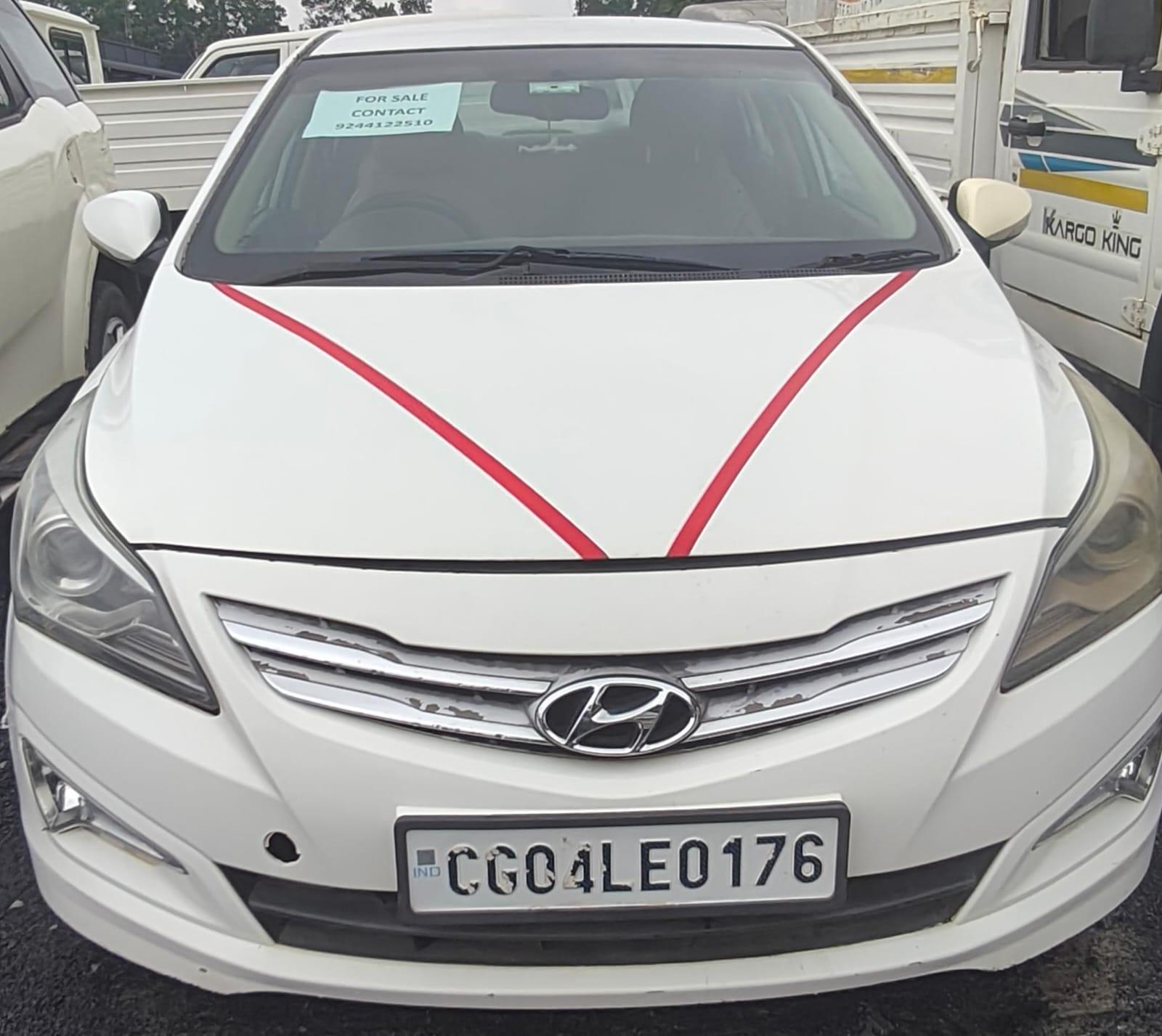 2016 Hyundai Verna 1.6 VTVT SX (2010) 2016 Hyundai Verna 1.6 VTVT SX (2010)