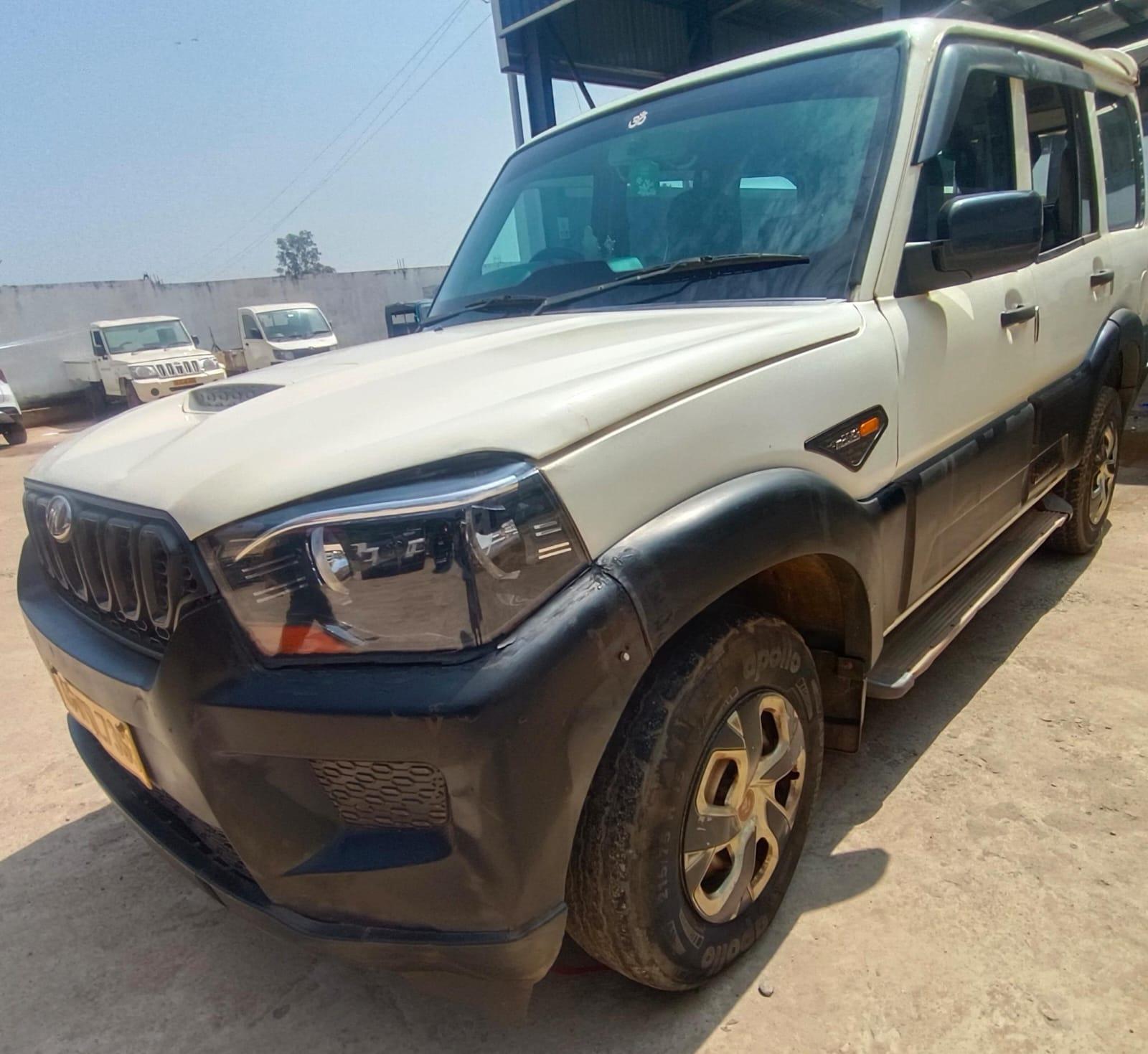 2016 Mahindra Scorpio S2 2WD 2016 Mahindra Scorpio S2 2WD