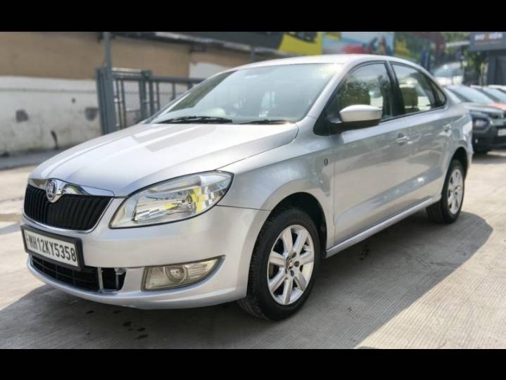 2014 Skoda Rapid 1.6 MPI Ambition Petrol AT BS IV 2014 Skoda Rapid 1.6 MPI Ambition Petrol AT BS IV