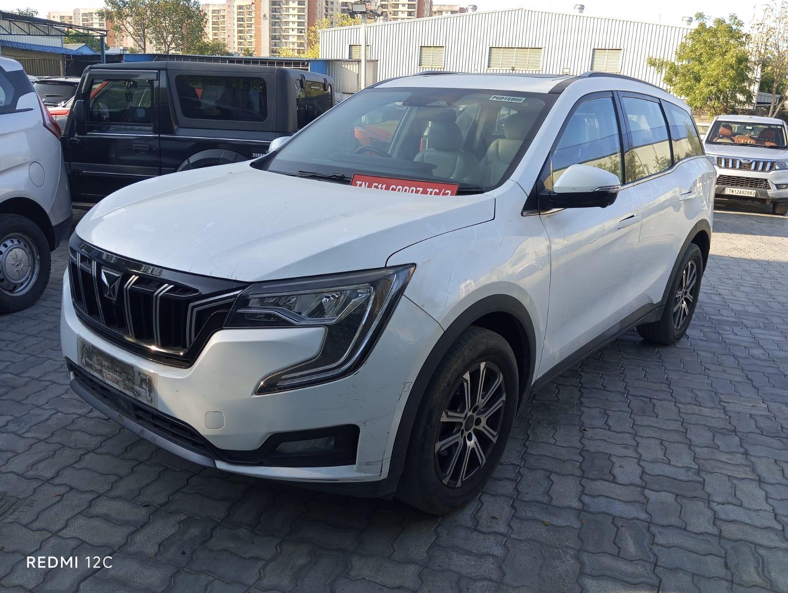 2023 Mahindra XUV700 AX7 MT Luxury Diesel 7 STR 2023 Mahindra XUV700 AX7 MT Luxury Diesel 7 STR