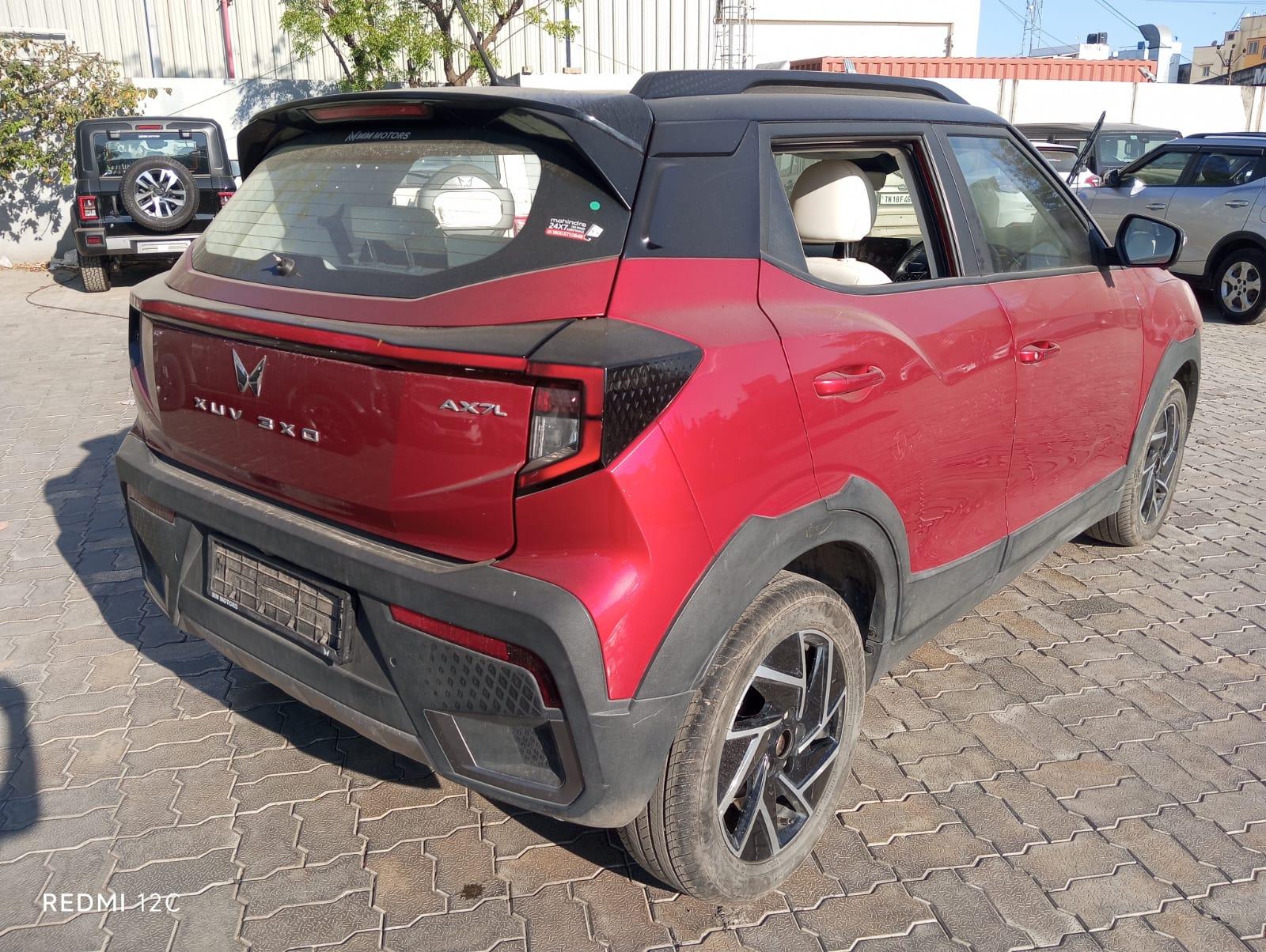 2024 Mahindra XUV 3XO AX7 1.2 TGDi AT 2024 Mahindra XUV 3XO AX7 1.2 TGDi AT