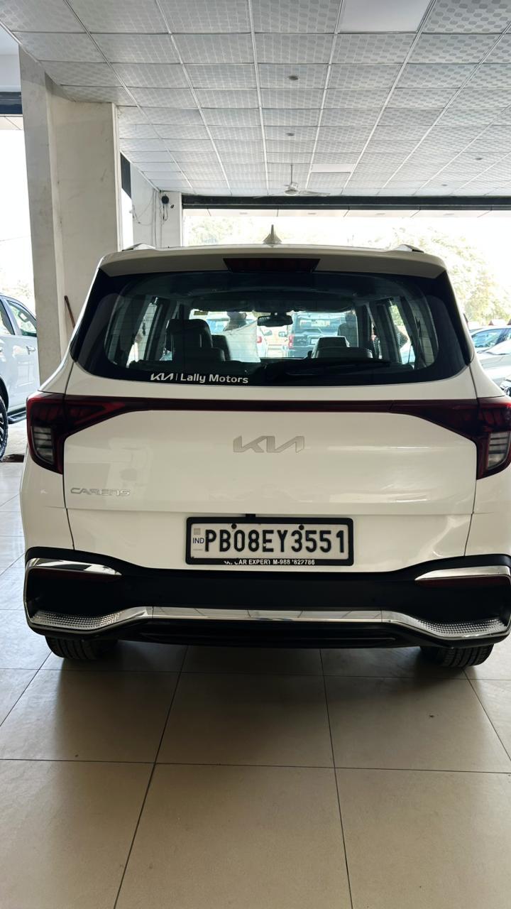 2022 Kia Carens Luxury Plus 1.5 Diesel 7 STR 2022 Kia Carens Luxury Plus 1.5 Diesel 7 STR