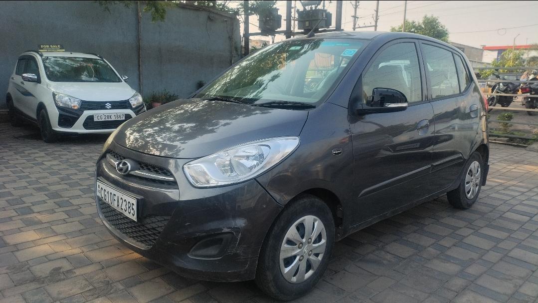 2010 Hyundai i10 1.2 Sportz MT 2010 Hyundai i10 1.2 Sportz MT