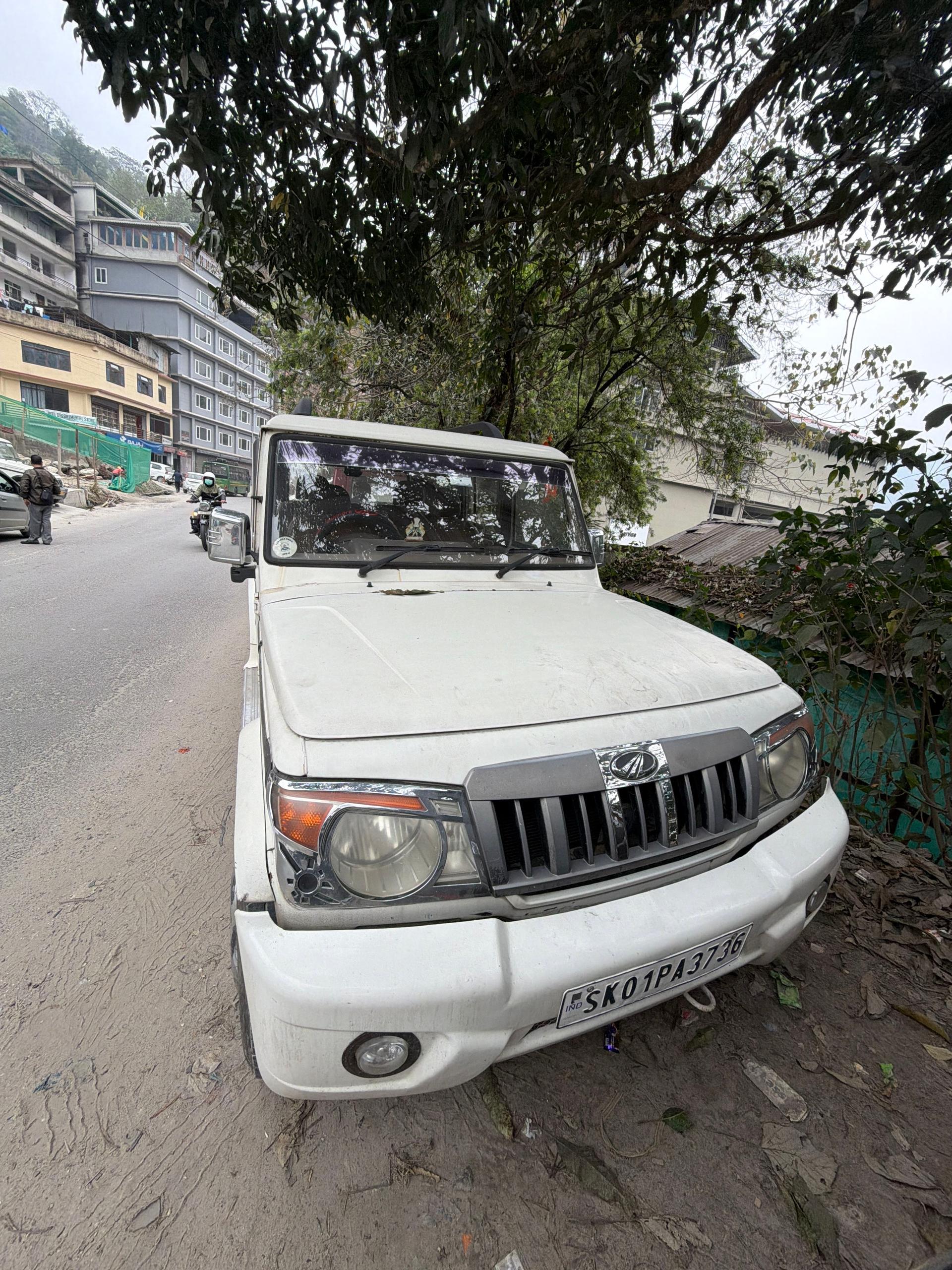 2013 Mahindra Bolero SLX BS3 2013 Mahindra Bolero SLX BS3