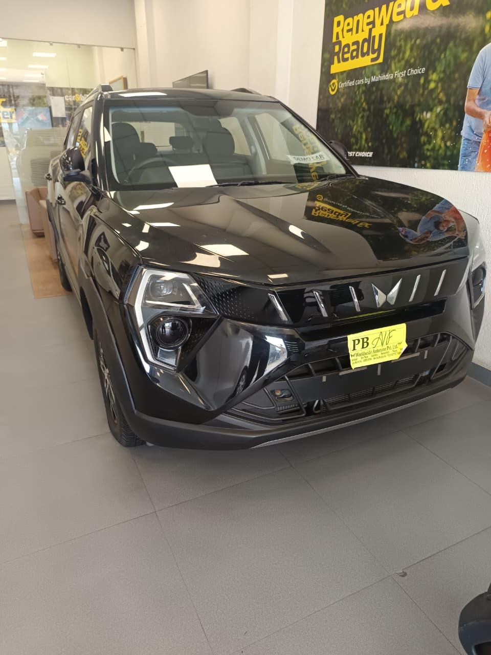 2024 Mahindra XUV 3XO AX5 1.5 Turbo Diesel Autoshift Plus 2024 Mahindra XUV 3XO AX5 1.5 Turbo Diesel Autoshift Plus