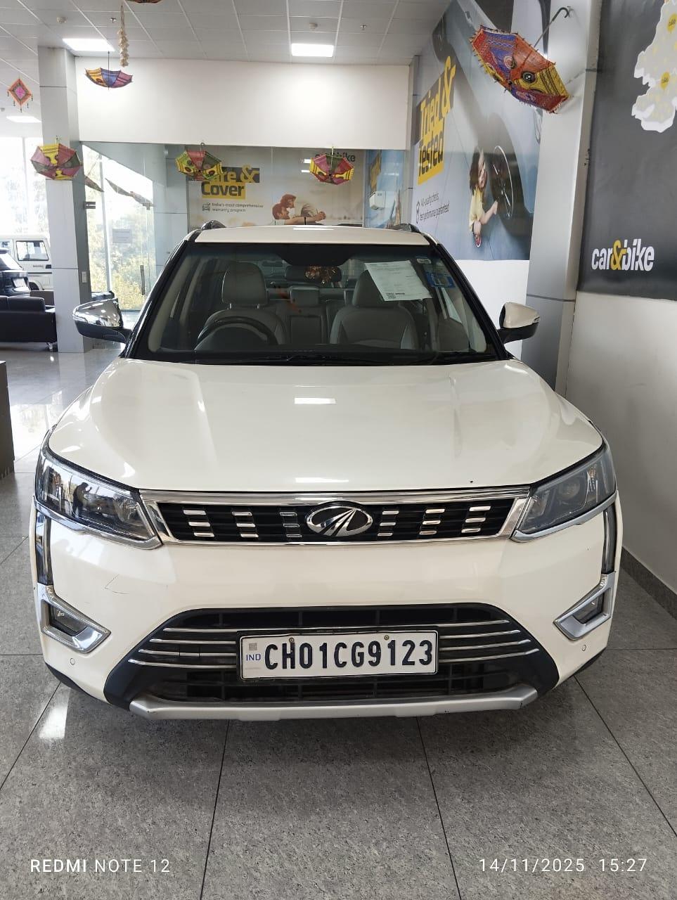 2021 Mahindra XUV300 W8 Petrol 2021 Mahindra XUV300 W8 Petrol