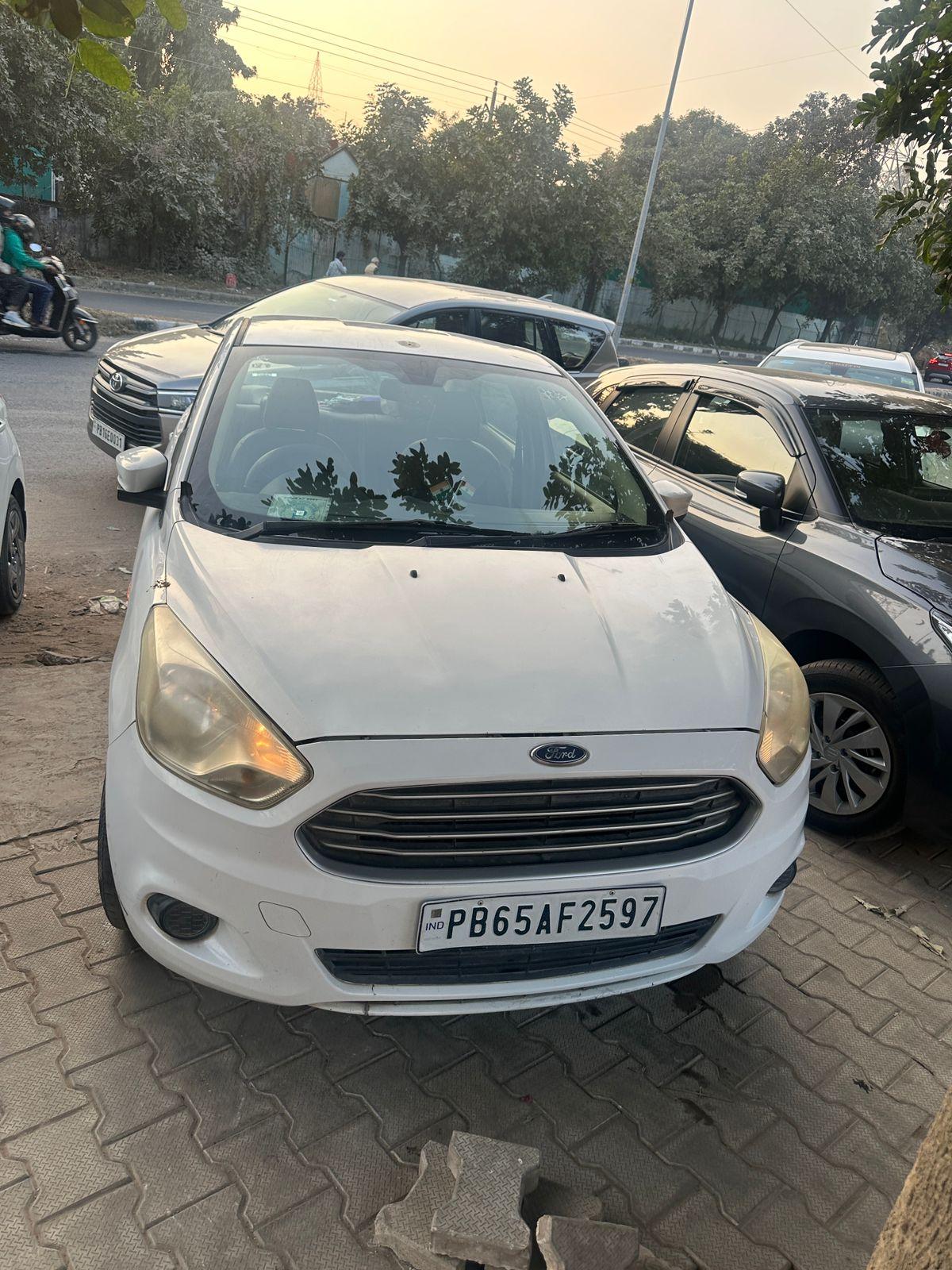 2015 Ford Figo 1.5D Ambiente MT 2015 Ford Figo 1.5D Ambiente MT