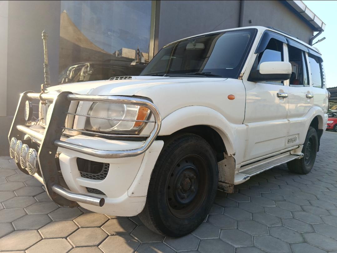 2011 Mahindra Scorpio SLE BS 3 2011 Mahindra Scorpio SLE BS 3
