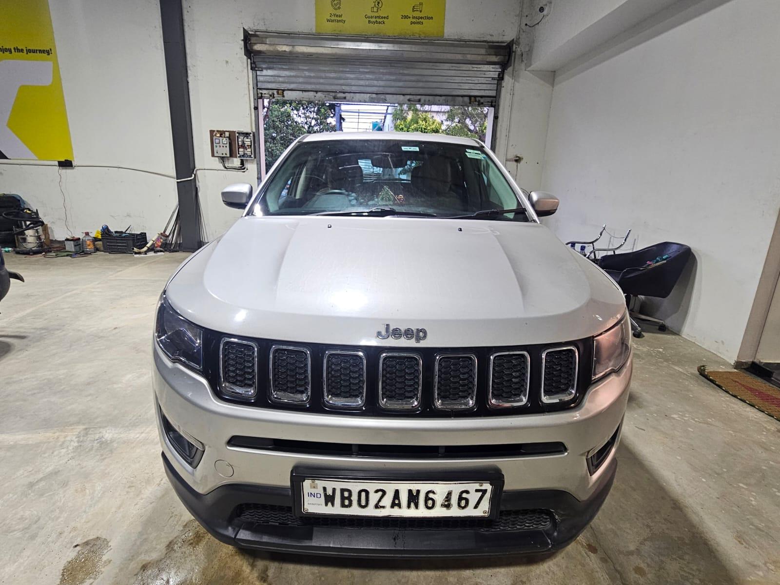 2017 Jeep Compass Longitude 2.0 Diesel BS IV 2017 Jeep Compass Longitude 2.0 Diesel BS IV