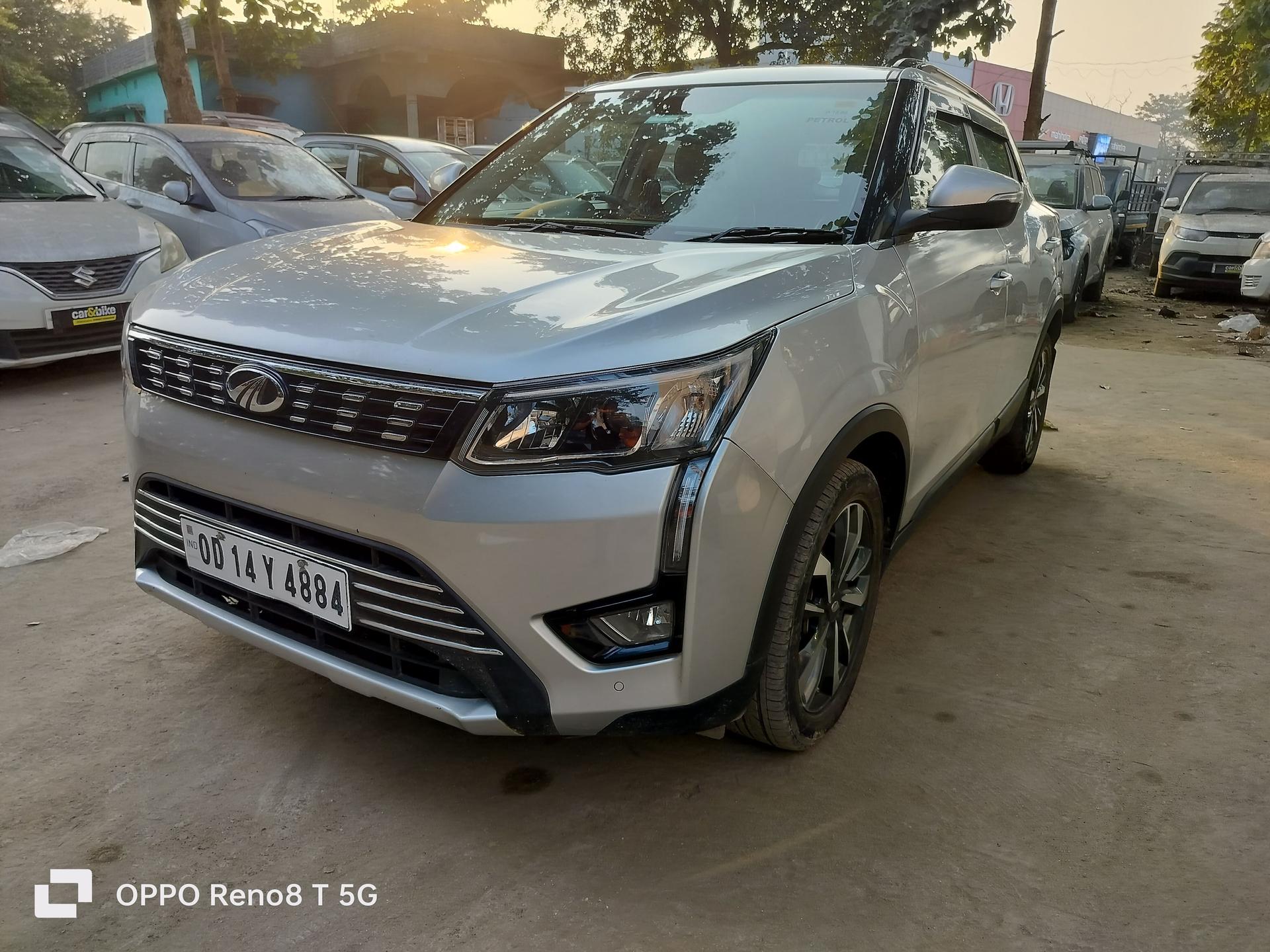 2021 Mahindra XUV300 W8 (O) Petrol 2021 Mahindra XUV300 W8 (O) Petrol