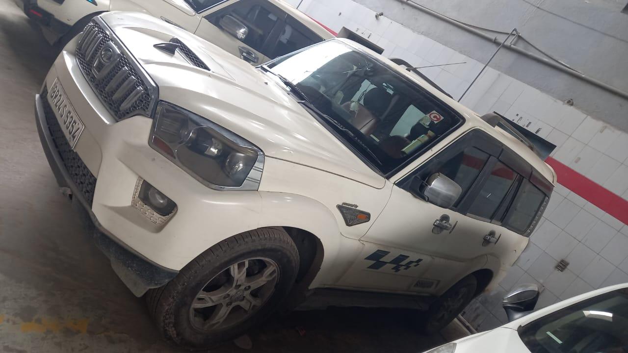 2015 Mahindra Scorpio S10 2WD 2015 Mahindra Scorpio S10 2WD