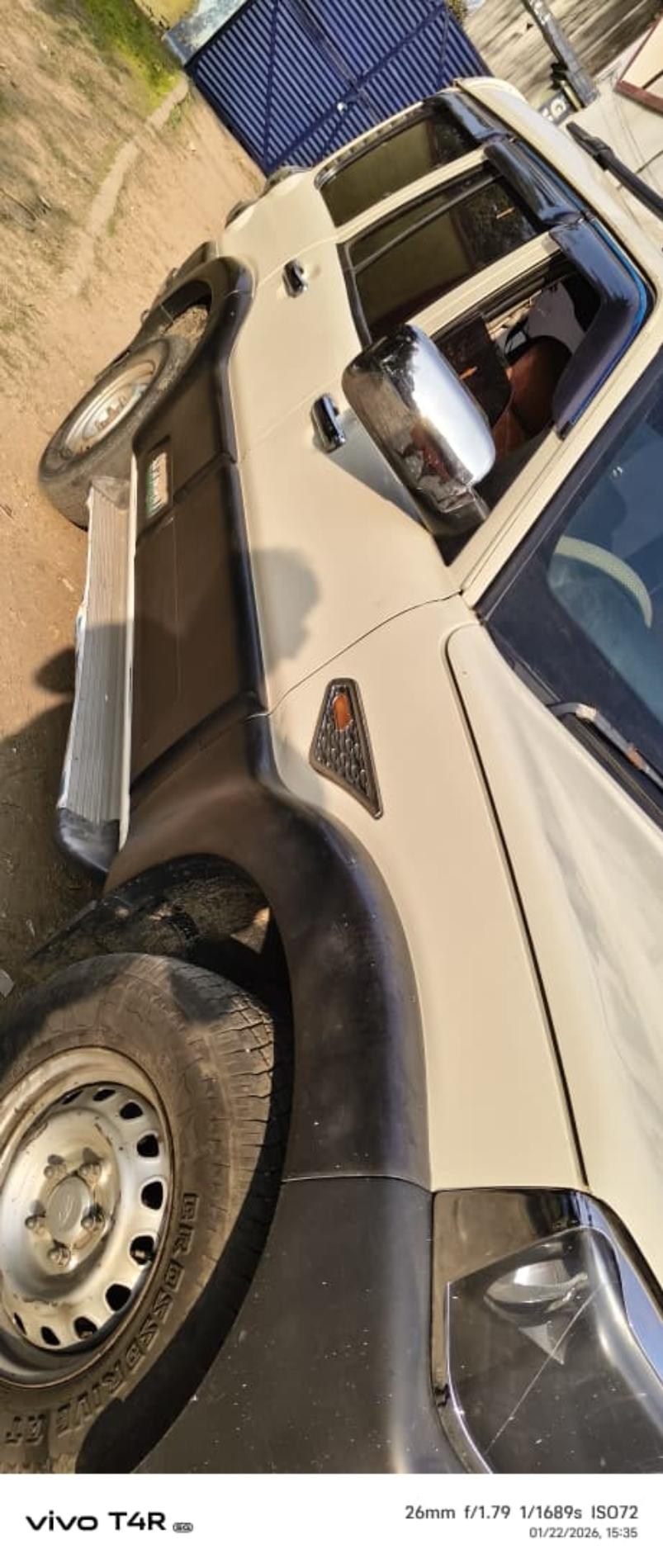 2016 Mahindra Scorpio S2 2WD 2016 Mahindra Scorpio S2 2WD