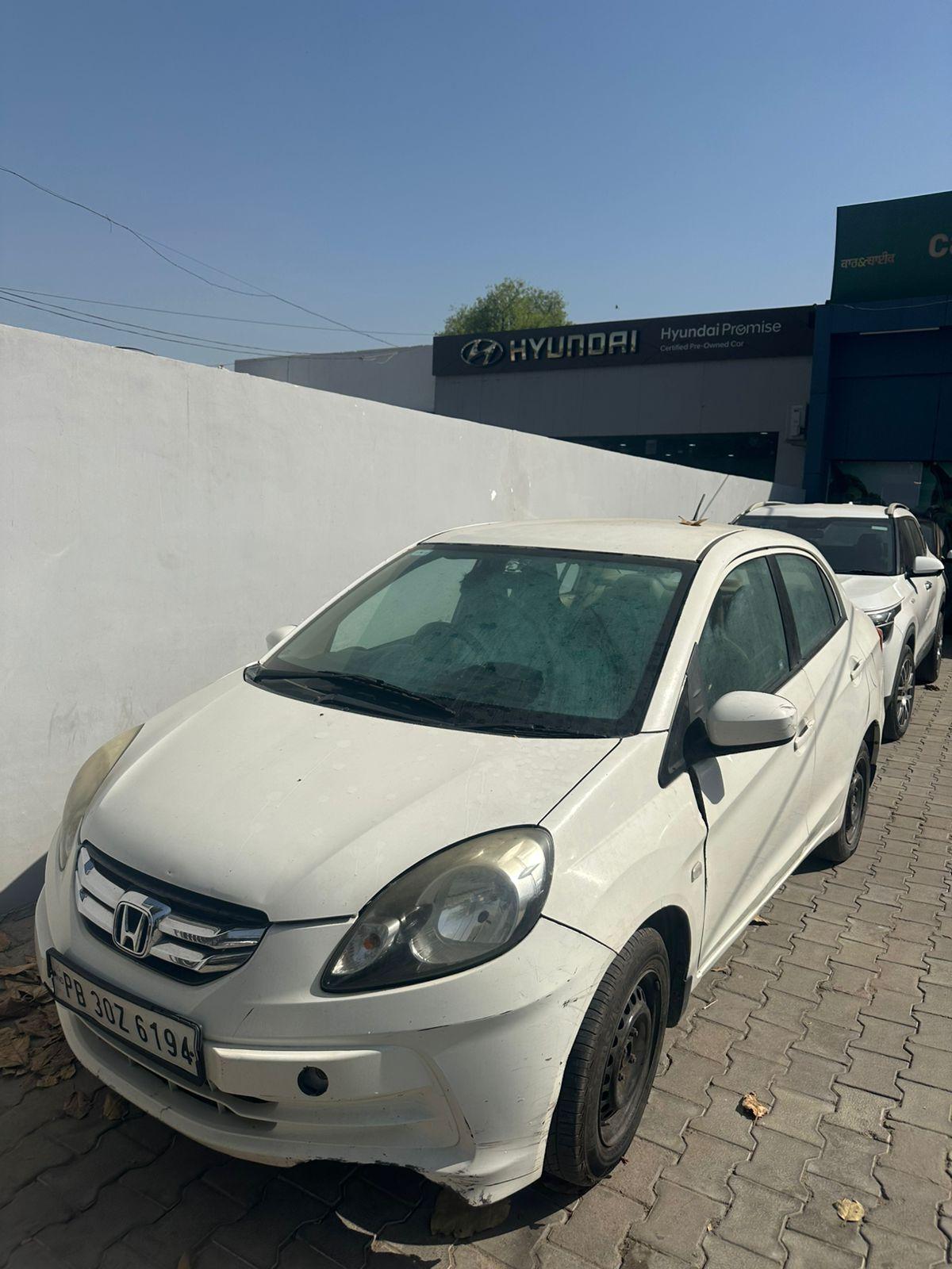 2013 Honda Amaze S MT Diesel BS IV 2013 Honda Amaze S MT Diesel BS IV