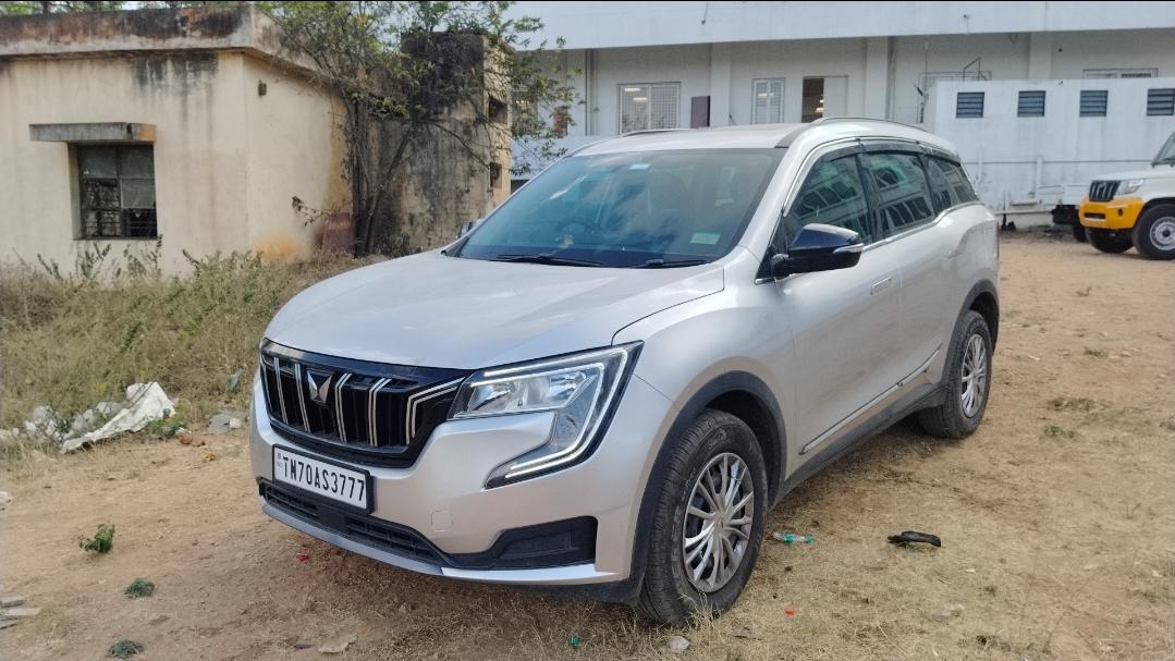 2024 Mahindra XUV700 AX5 Select Diesel MT 7STR 2024 Mahindra XUV700 AX5 Select Diesel MT 7STR