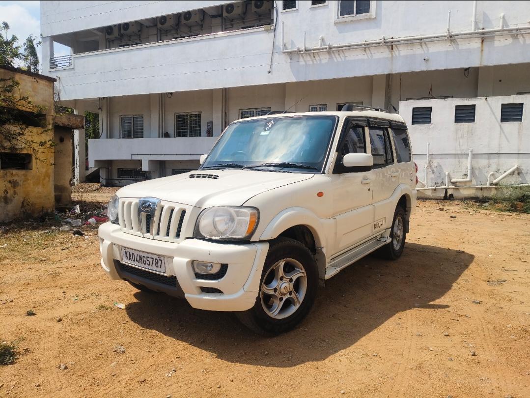 2009 Mahindra Scorpio VLX 2WD BS3 2009 Mahindra Scorpio VLX 2WD BS3