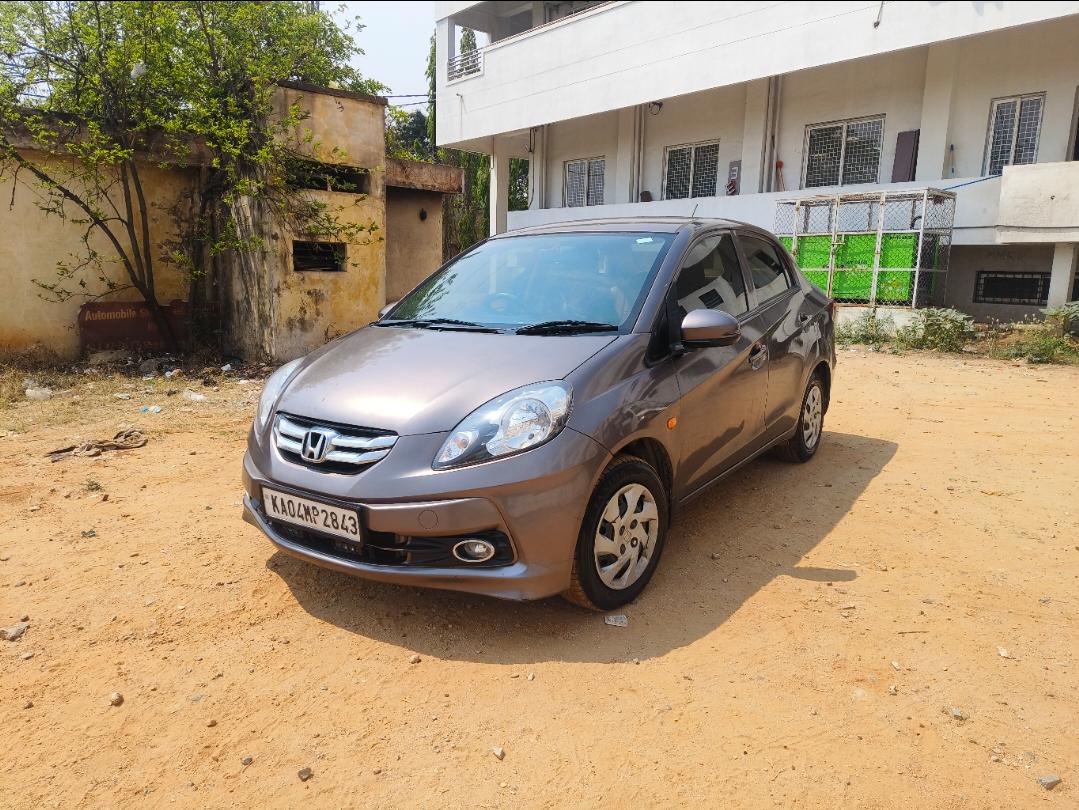 2014 Honda Amaze SX MT Diesel 2014 Honda Amaze SX MT Diesel