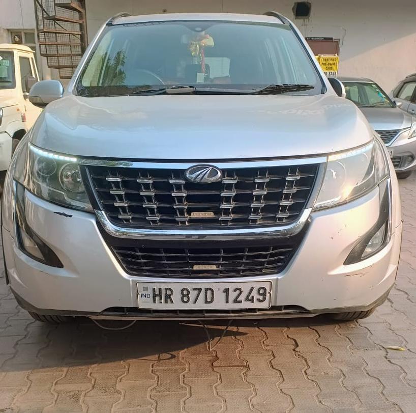 2019 Mahindra XUV500 W7 BS IV 2019 Mahindra XUV500 W7 BS IV