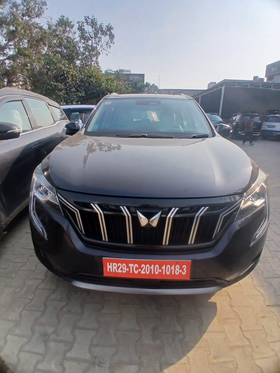 2023 Mahindra XUV700 AX7 AT AWD Luxury Diesel 7 STR 2023 Mahindra XUV700 AX7 AT AWD Luxury Diesel 7 STR