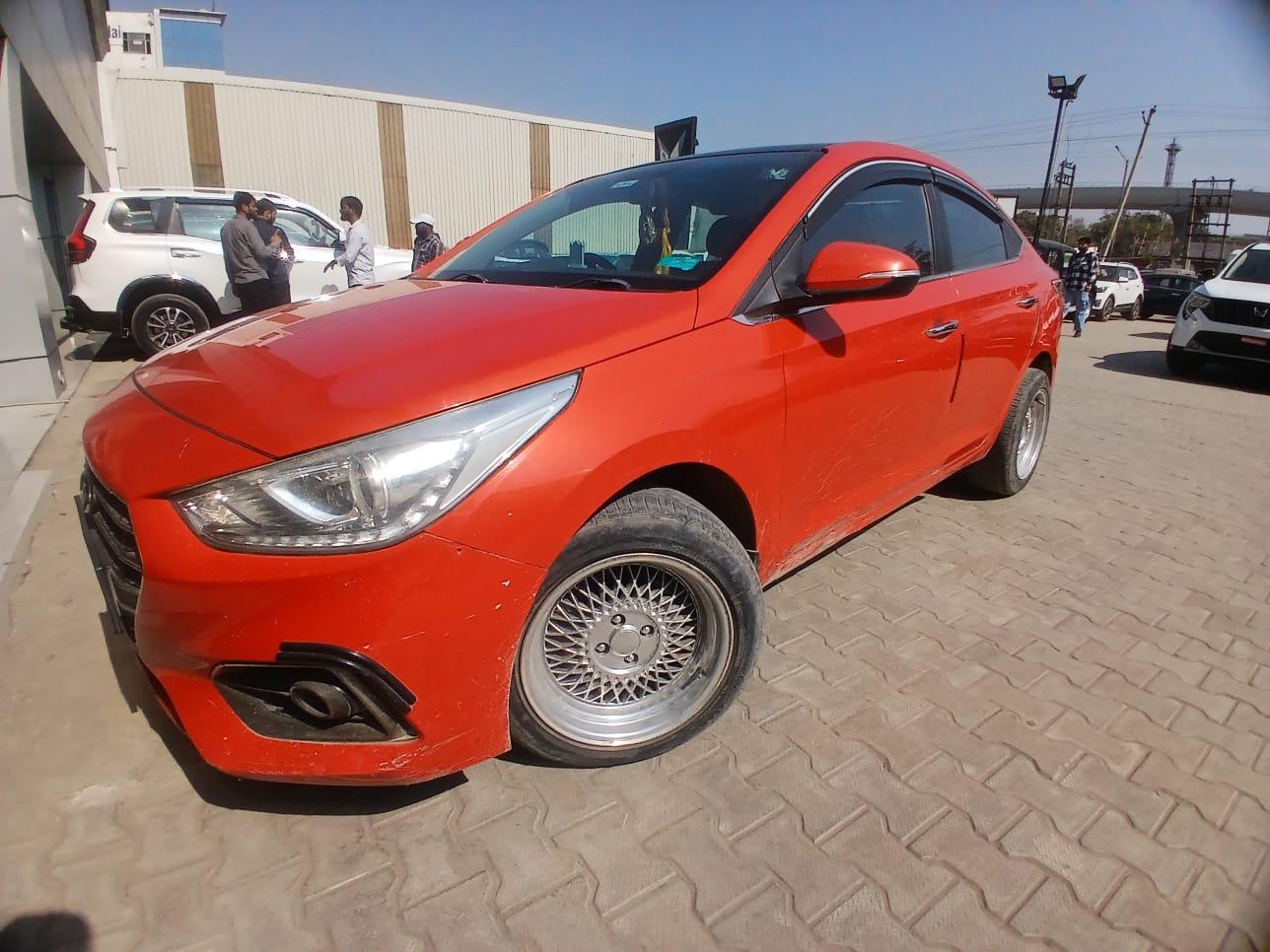 2019 Hyundai Verna 1.6 CRDi SX MT 2019 Hyundai Verna 1.6 CRDi SX MT