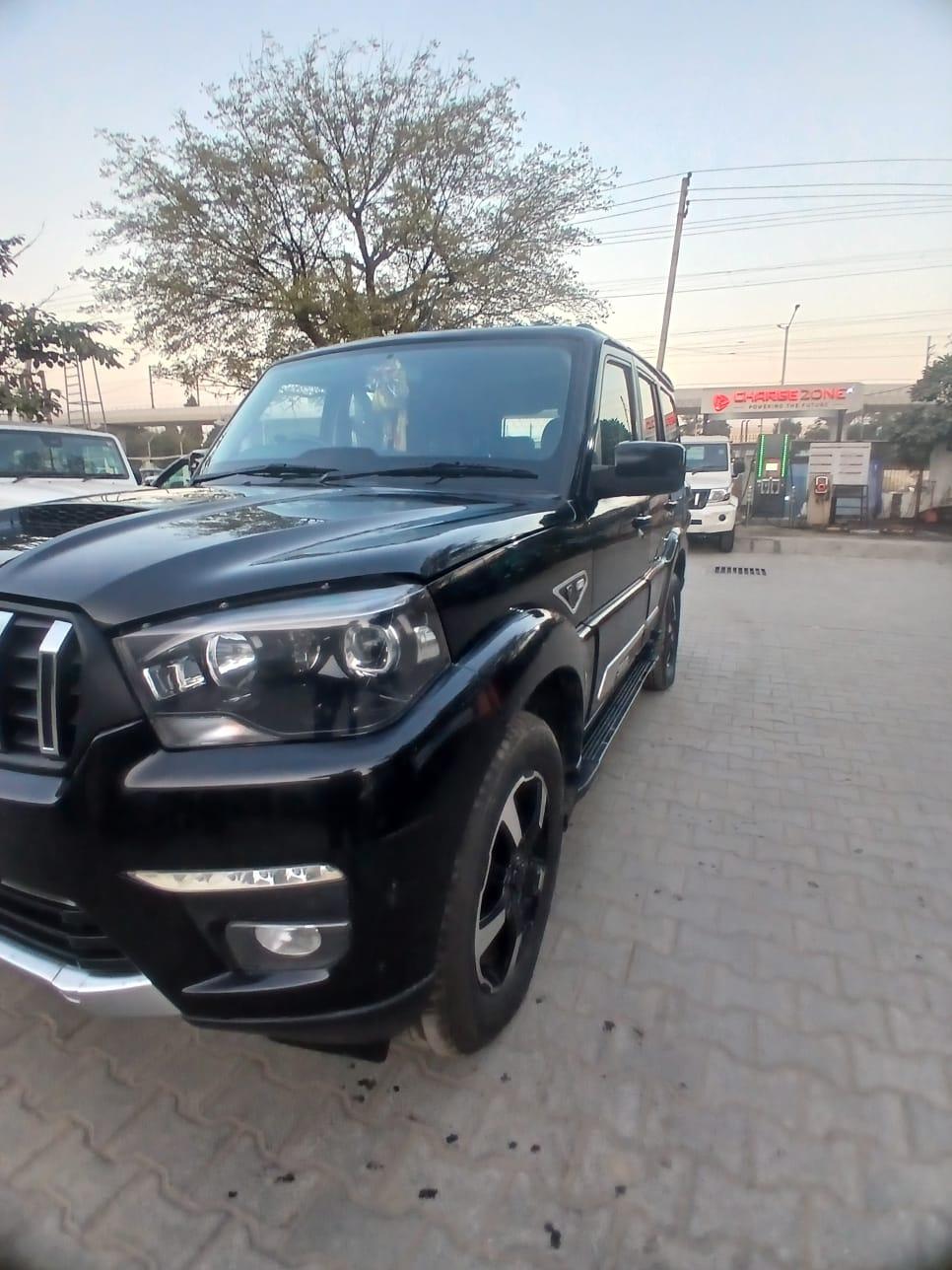 2022 Mahindra Scorpio Classic S11 CC 7 Seater 2022 Mahindra Scorpio Classic S11 CC 7 Seater