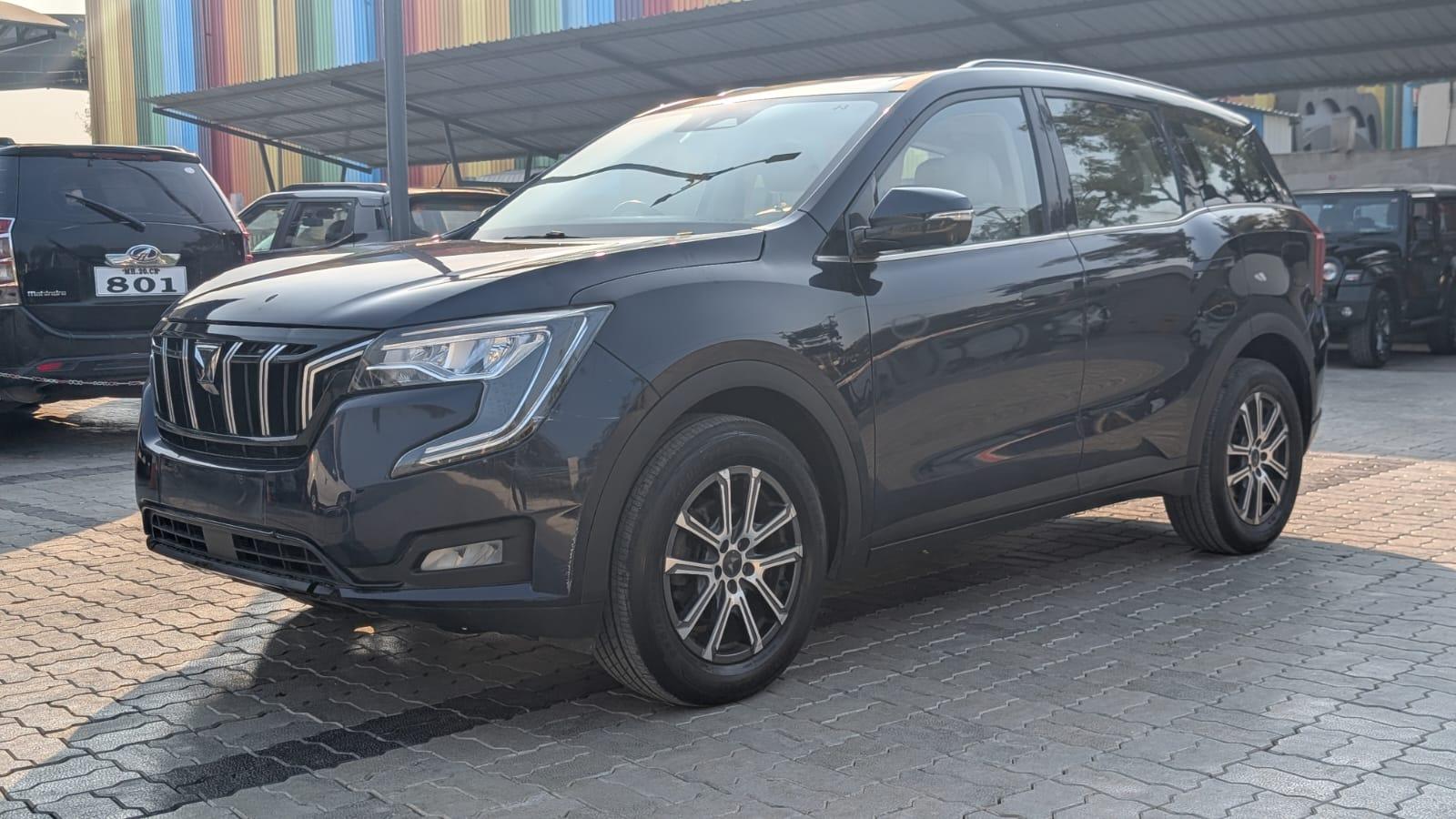 2023 Mahindra XUV700 AX7 AT Petrol 7 STR 2023 Mahindra XUV700 AX7 AT Petrol 7 STR