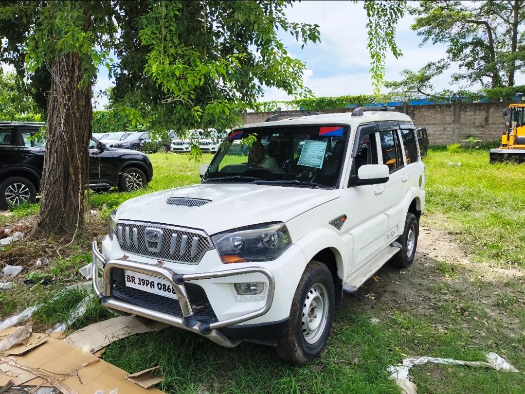 2017 Mahindra Scorpio S2 2WD 2017 Mahindra Scorpio S2 2WD
