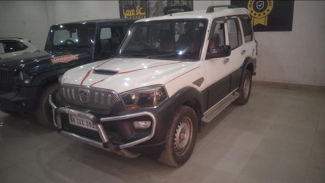 2015 Mahindra Scorpio S4 2WD 2015 Mahindra Scorpio S4 2WD