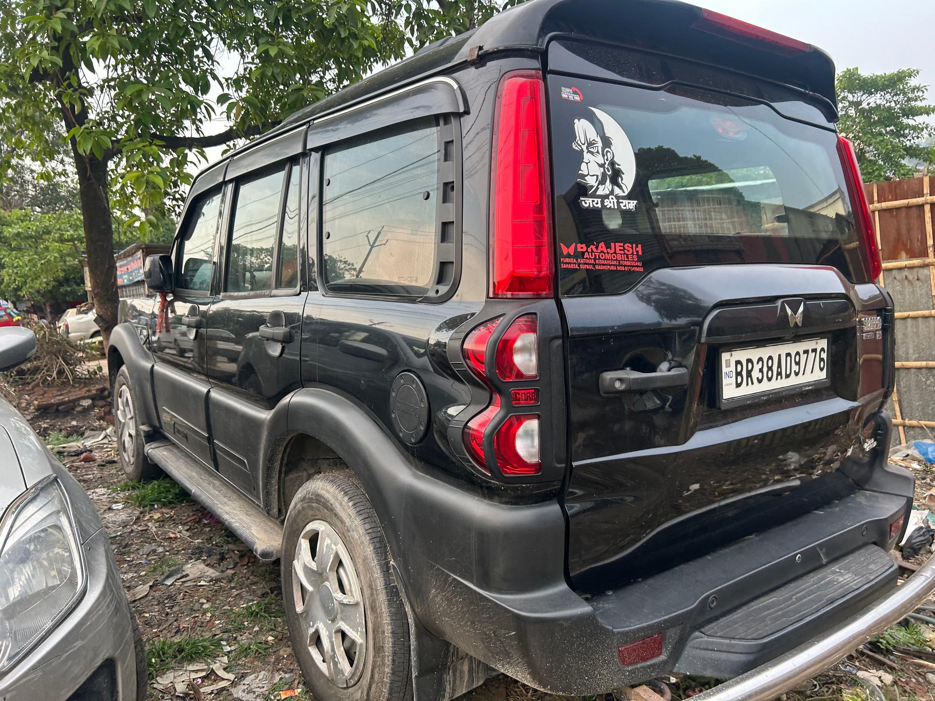 2023 Mahindra Scorpio Classic S 7 Seater 2023 Mahindra Scorpio Classic S 7 Seater