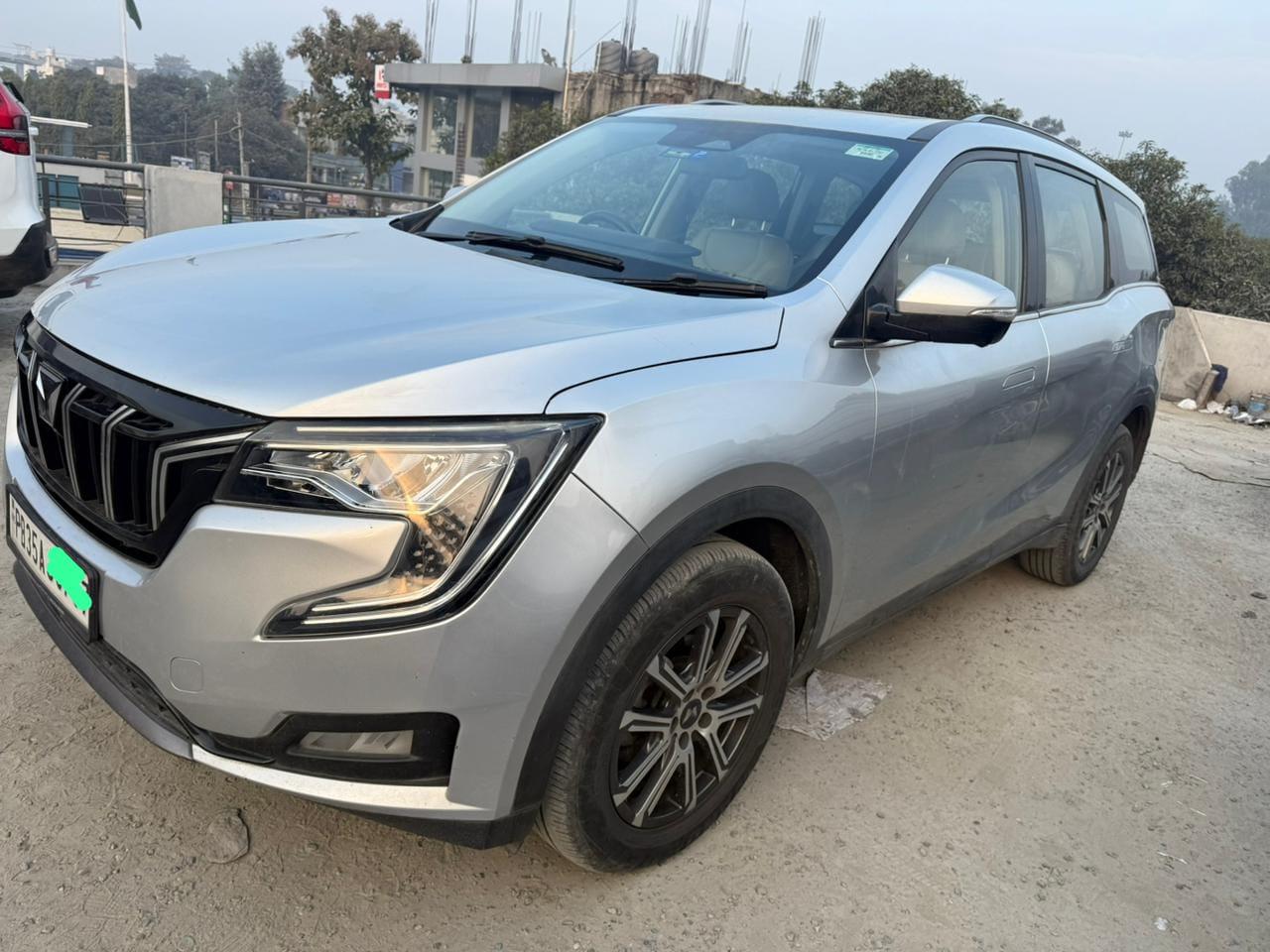 2021 Mahindra XUV700 AX7 MT Petrol 7 STR 2021 Mahindra XUV700 AX7 MT Petrol 7 STR