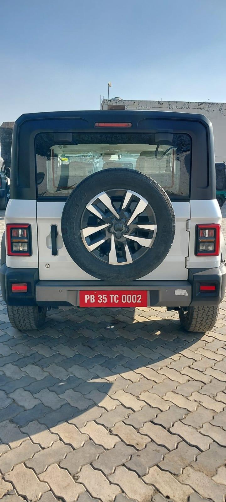 2024 Mahindra Thar Roxx AX7L Diesel 2WD MT 2024 Mahindra Thar Roxx AX7L Diesel 2WD MT