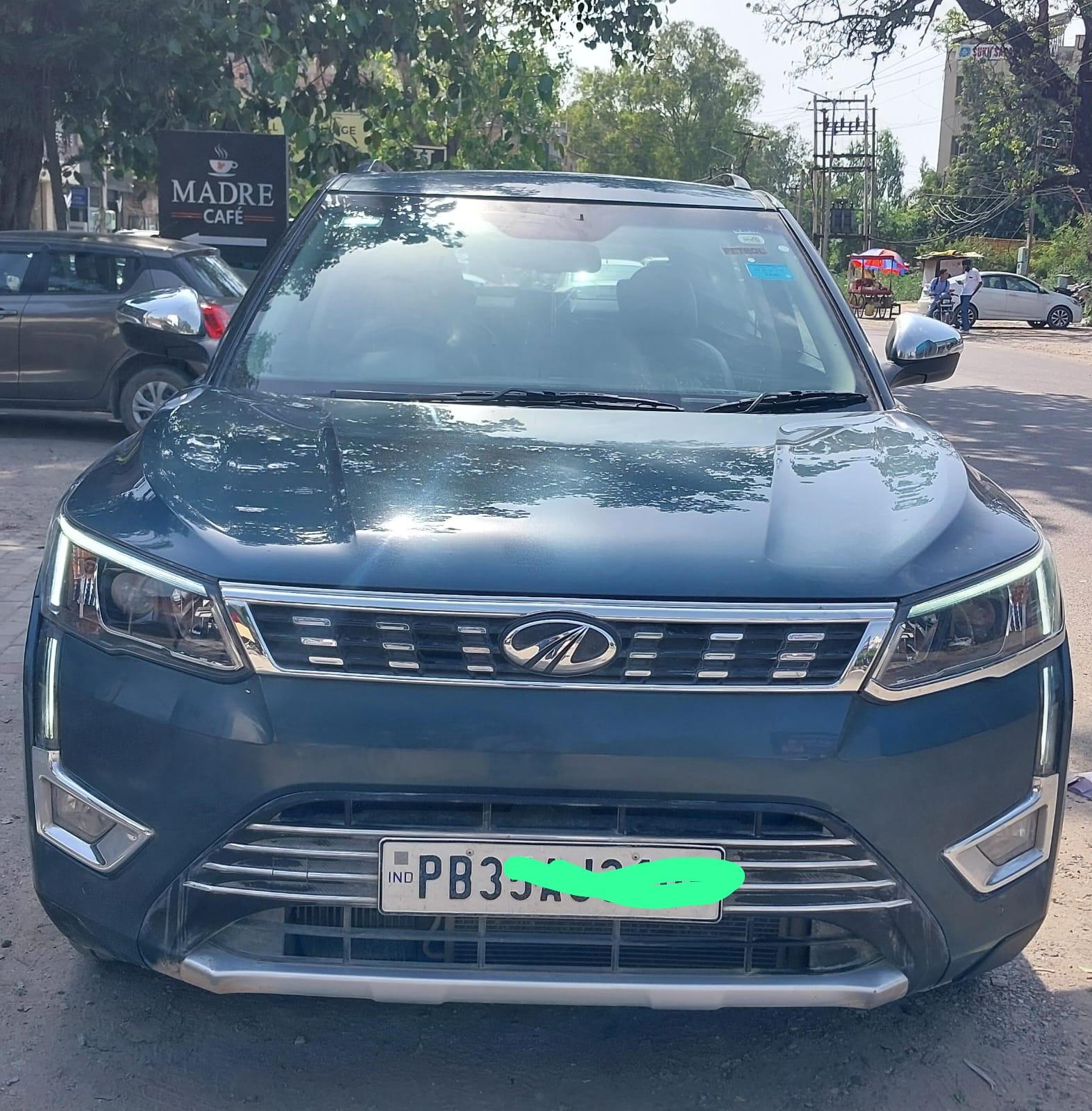 2021 Mahindra XUV300 W6 Petrol 2021 Mahindra XUV300 W6 Petrol