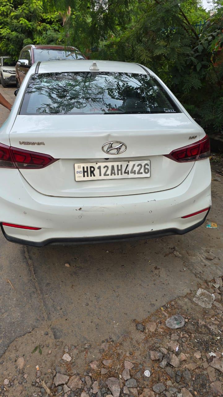 2018 Hyundai Verna 1.6 CRDI EX AT 2018 Hyundai Verna 1.6 CRDI EX AT