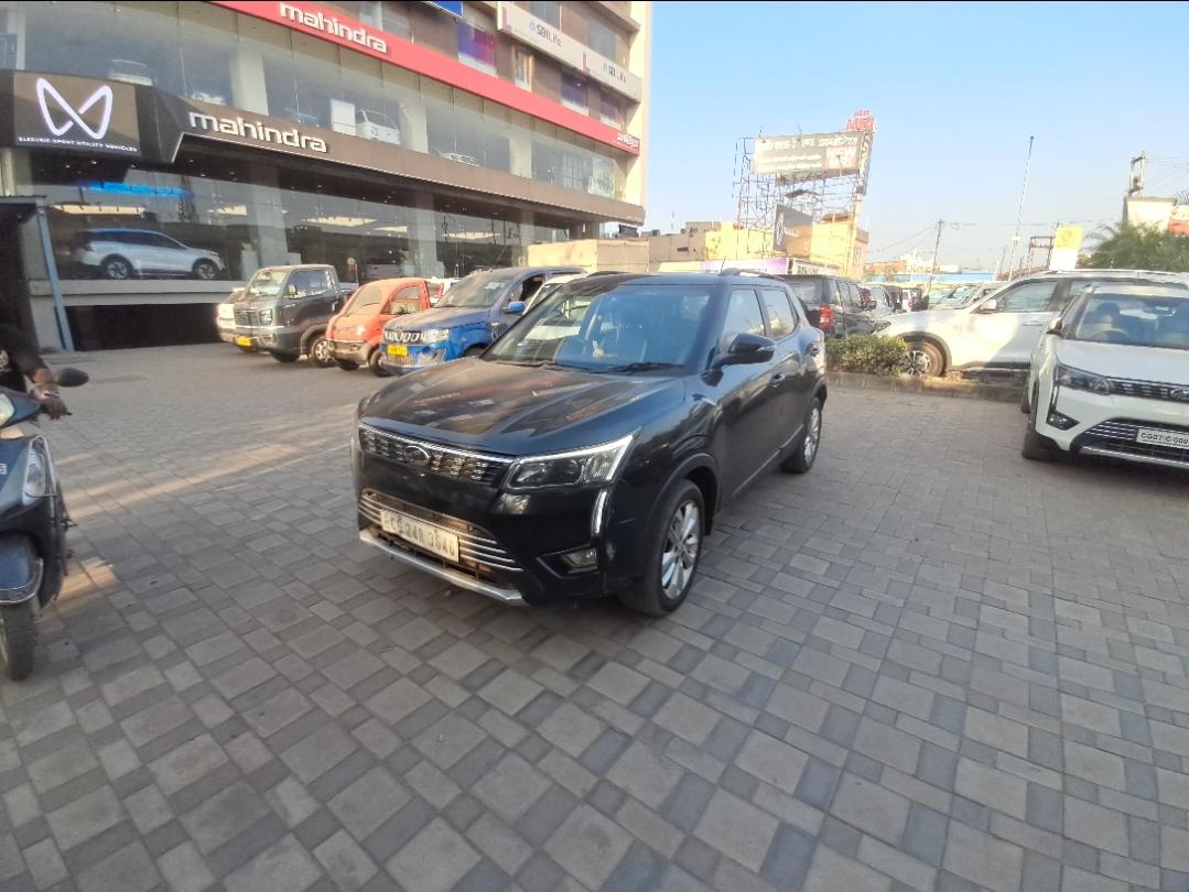 2019 Mahindra XUV300 W8 (O) Petrol BS IV 2019 Mahindra XUV300 W8 (O) Petrol BS IV